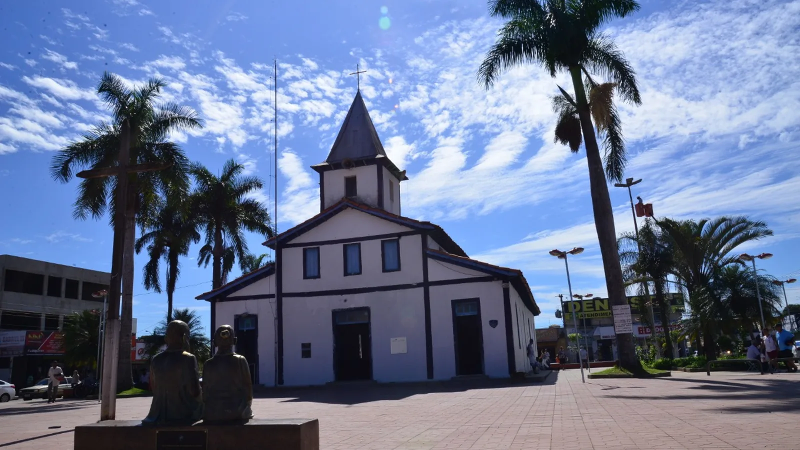 Praça da Matriz, no Centro de Aparecida de Goiânia