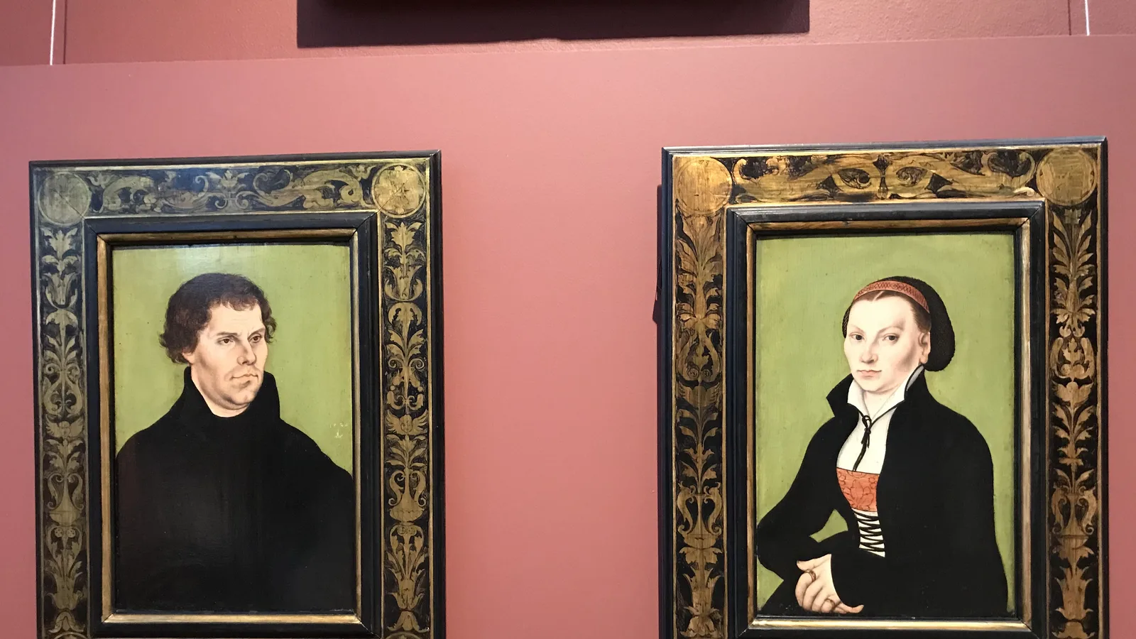 Retratos de Martinho Lutero e Catarina von Bora, de Lucas Cranach, o Velho, no Nationalmuseum de Estocolmo