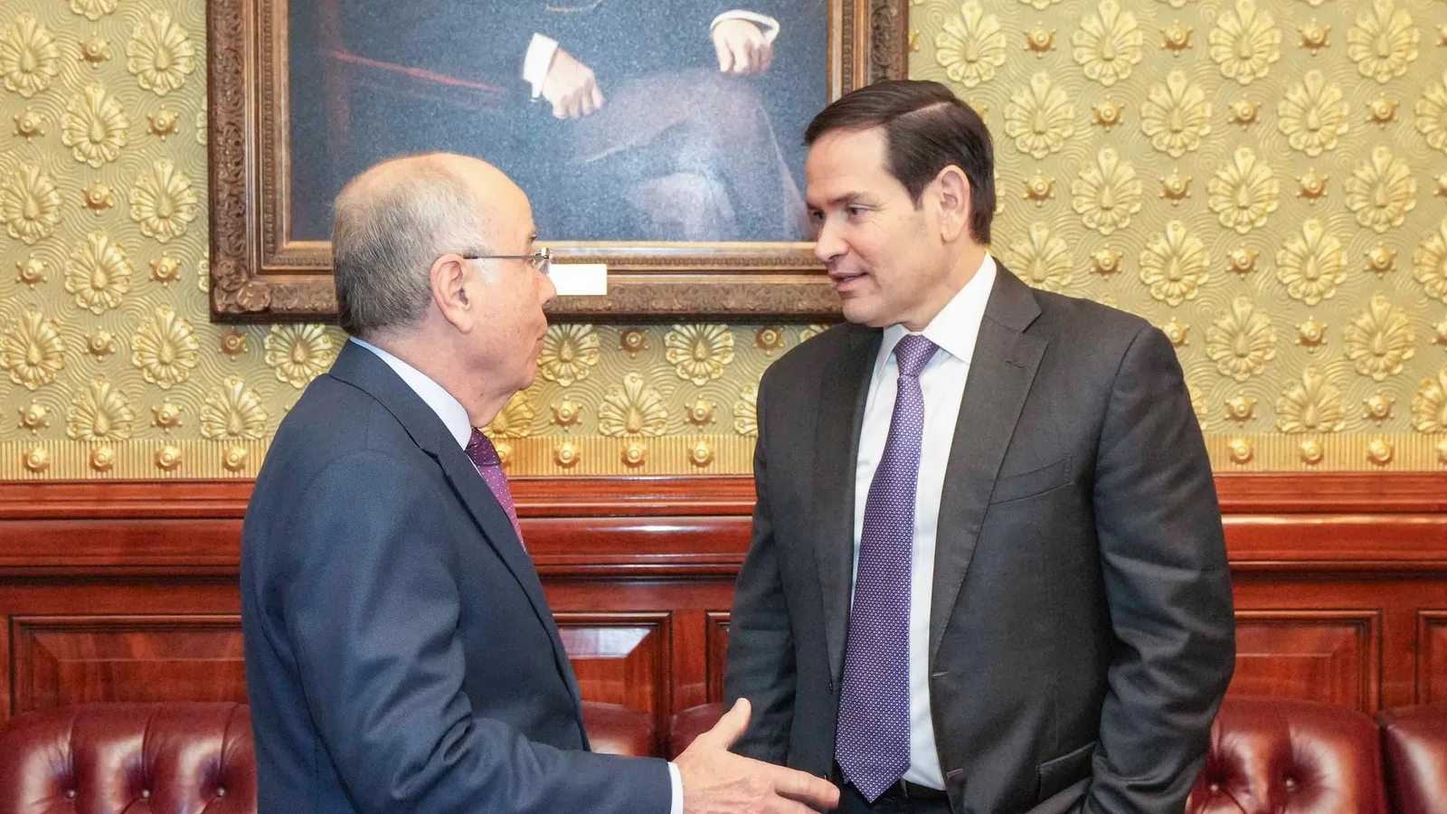 Mauro Vieira, à esquerda, e Marco Rubio conversam em Washington